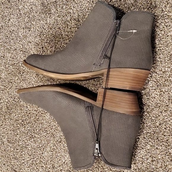 NWOT Kensie Gerona Ankle Suede boho Boots shoes - Picture 10 of 14